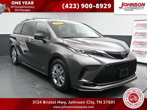 2021 Toyota Sienna XSE 7 Passenger