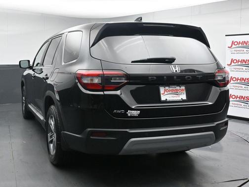 Crystal Black Pearl 2023 Honda Pilot AWD EX-L 7 Passenger