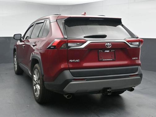 Ruby Flare Pearl 2022 Toyota RAV4 Limited