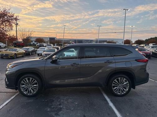 2020 Toyota Highlander Platinum