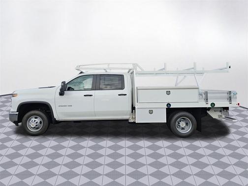 2025 Chevrolet Silverado 3500 WT
