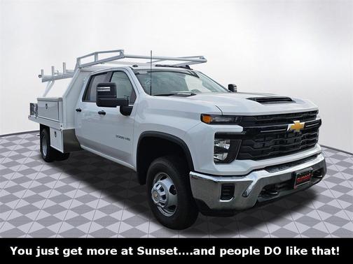 2025 Chevrolet Silverado 3500 WT