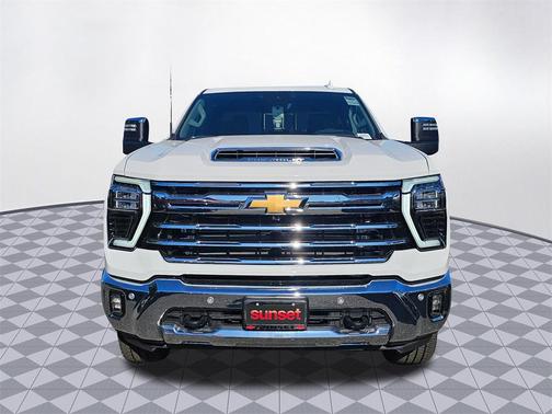 2025 Chevrolet Silverado 3500 LTZ
