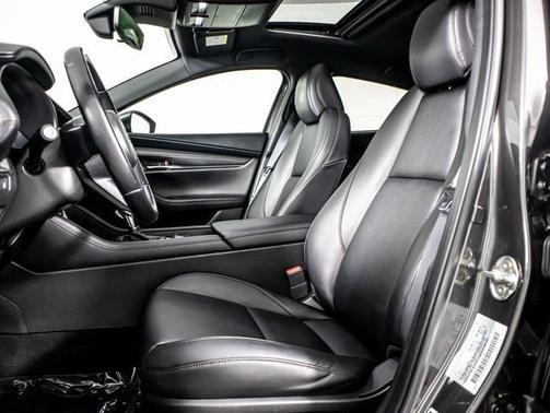 2022 Mazda Mazda3 FWD w/Preferred Package