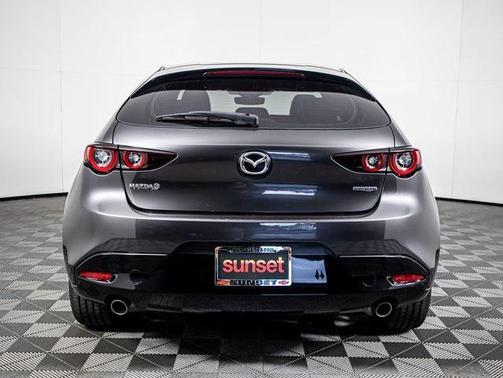 2022 Mazda Mazda3 FWD w/Preferred Package