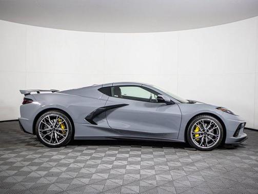 2025 Chevrolet Corvette Stingray w/3LT
