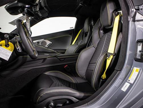 2025 Chevrolet Corvette Stingray w/3LT