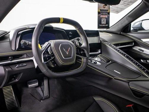 2025 Chevrolet Corvette Stingray w/3LT