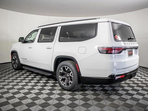 2024 Jeep Wagoneer L Series III 4x4