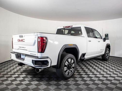 2025 GMC Sierra 2500 Denali
