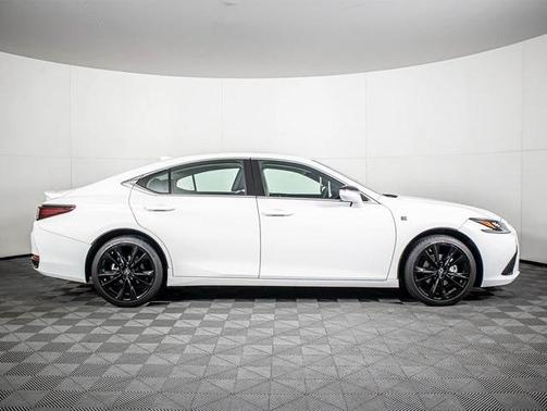 2024 Lexus ES 250 Base