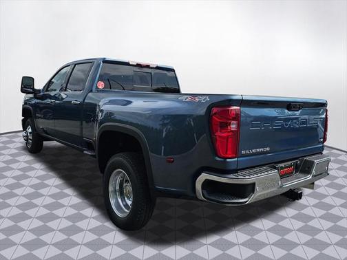2025 Chevrolet Silverado 3500 LTZ