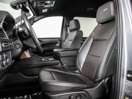 2023 Chevrolet Suburban 4WD High Country