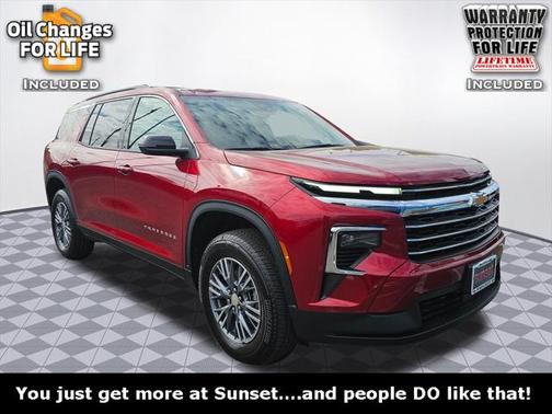 2025 Chevrolet Traverse LT
