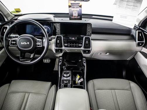 2023 Kia Sorento Plug-In Hybrid SX Prestige