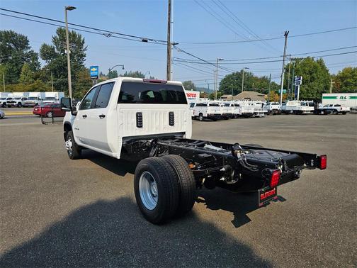 2026 Chevrolet Silverado 3500 WT