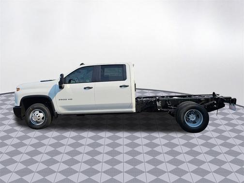 2026 Chevrolet Silverado 3500 WT