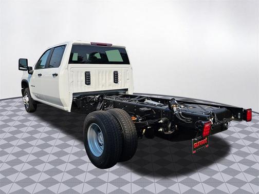 2026 Chevrolet Silverado 3500 WT