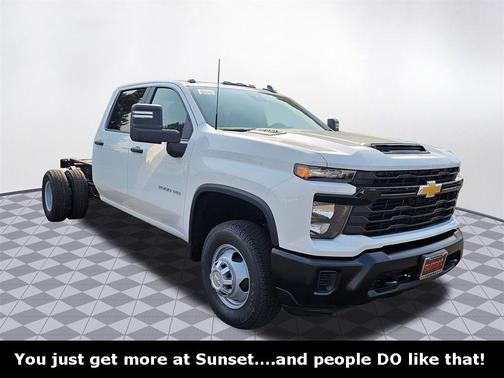 2026 Chevrolet Silverado 3500 WT