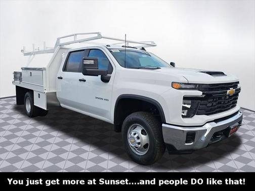 2025 Chevrolet Silverado 3500 WT