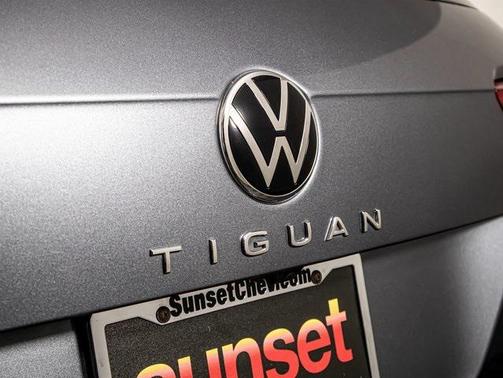 2024 Volkswagen Tiguan 2.0T SEL R-Line 4MOTION