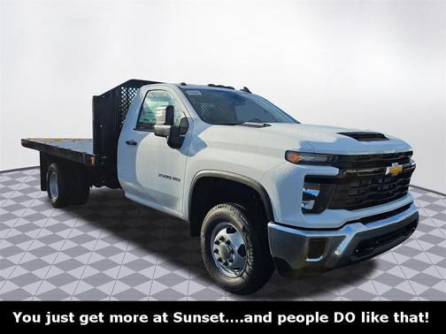 2025 Chevrolet Silverado 3500 WT