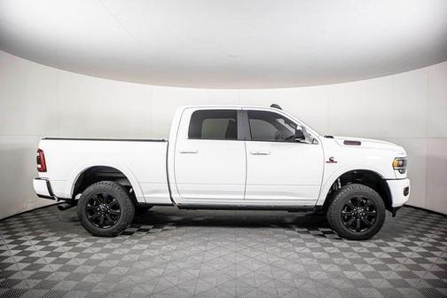 2022 RAM 3500 Laramie Crew Cab 4x4 6'4' Box