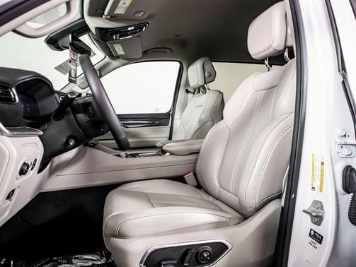 2022 Jeep Wagoneer Series III 4x4