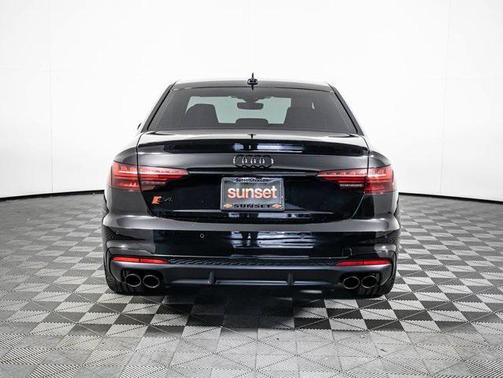 2023 Audi S4 Premium Plus TFSI quattro Tiptronic