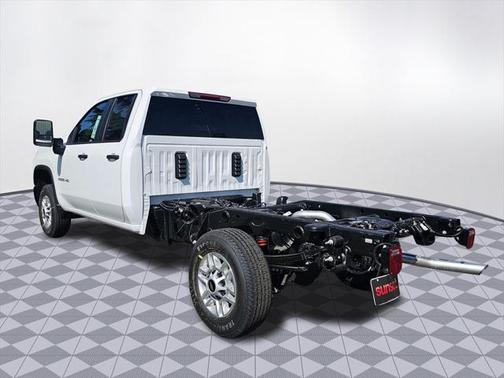 2025 Chevrolet Silverado 2500 WT