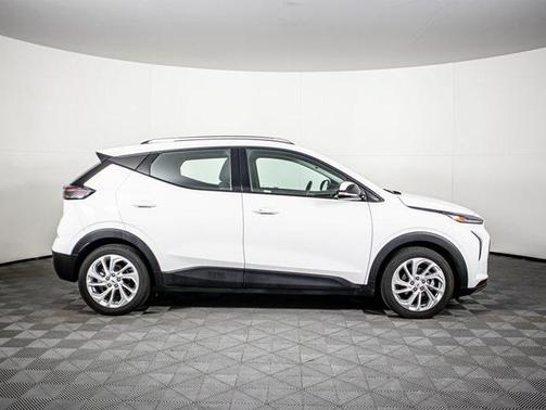 2023 Chevrolet Bolt EUV FWD LT