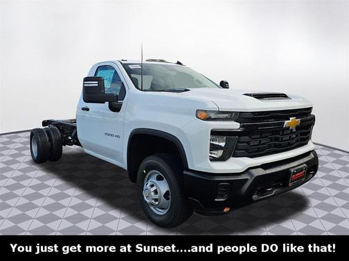 2026 Chevrolet Silverado 3500 WT