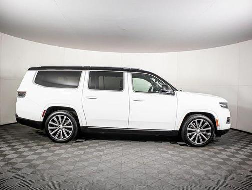 2023 Jeep Grand Wagoneer L Series II 4x4
