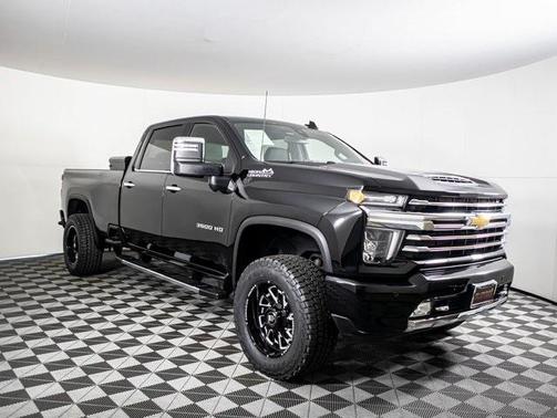 2022 Chevrolet Silverado 3500 High Country