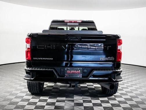2022 Chevrolet Silverado 3500 High Country