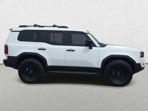 Ice Cap 2026 Toyota Land Cruiser Base
