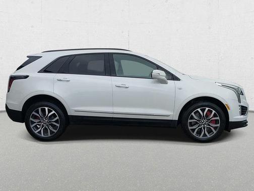 2022 Cadillac XT5 Sport