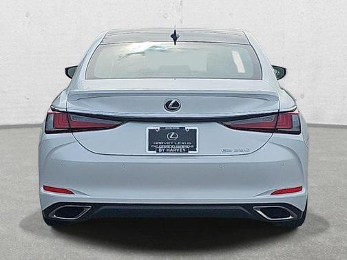 2024 Lexus ES 350 Ultra Luxury