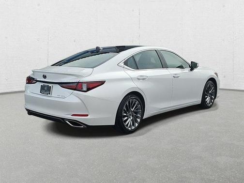 2024 Lexus ES 350 Ultra Luxury