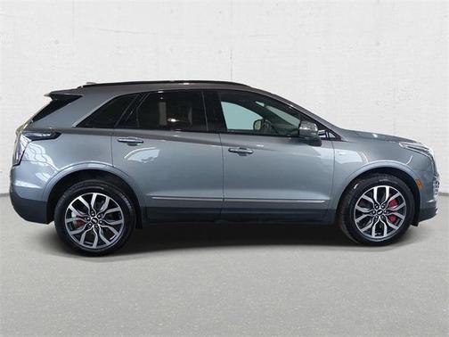 2022 Cadillac XT5 Sport