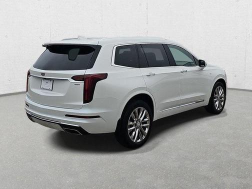 2023 Cadillac XT6 Premium Luxury AWD