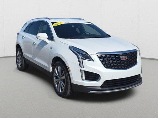 Crystal White Tricoat 2024 Cadillac XT5 Premium Luxury