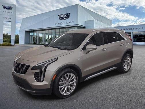 2022 Cadillac XT4 Premium Luxury
