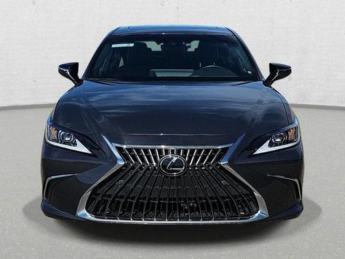 2025 Lexus ES 300h Base