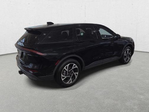 Infinite Black Metallic Clearcoat 2024 Lincoln Nautilus Premiere