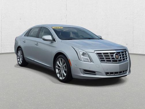 Radiant Silver Metallic 2014 Cadillac XTS Premium