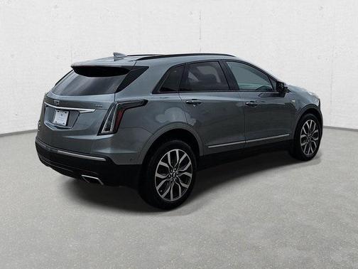 2023 Cadillac XT5 Sport