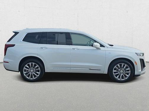 2022 Cadillac XT6 Premium Luxury AWD