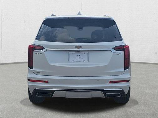2022 Cadillac XT6 Premium Luxury AWD