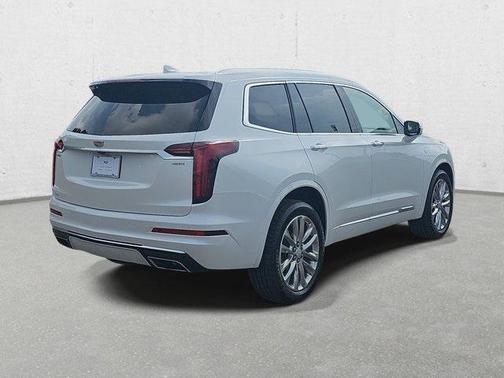 2022 Cadillac XT6 Premium Luxury AWD